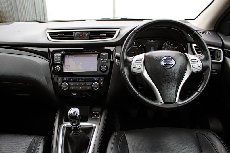 NISSAN QASHQAI 1.5 dCi Tekna 2016