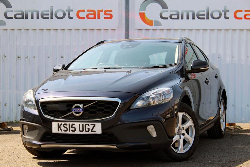 VOLVO V40 CROSS COUNTRY 2.0 Cross Country D3 2015