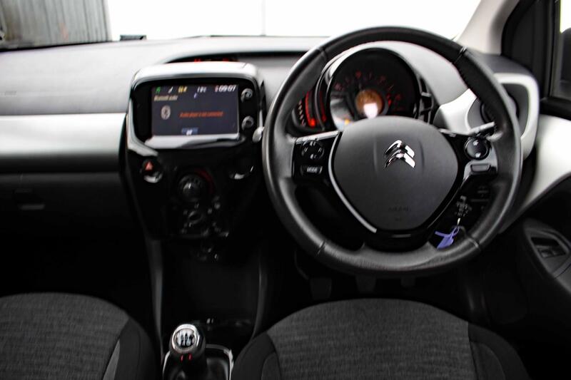 CITROEN C1 1.0 VTi Flair 2014
