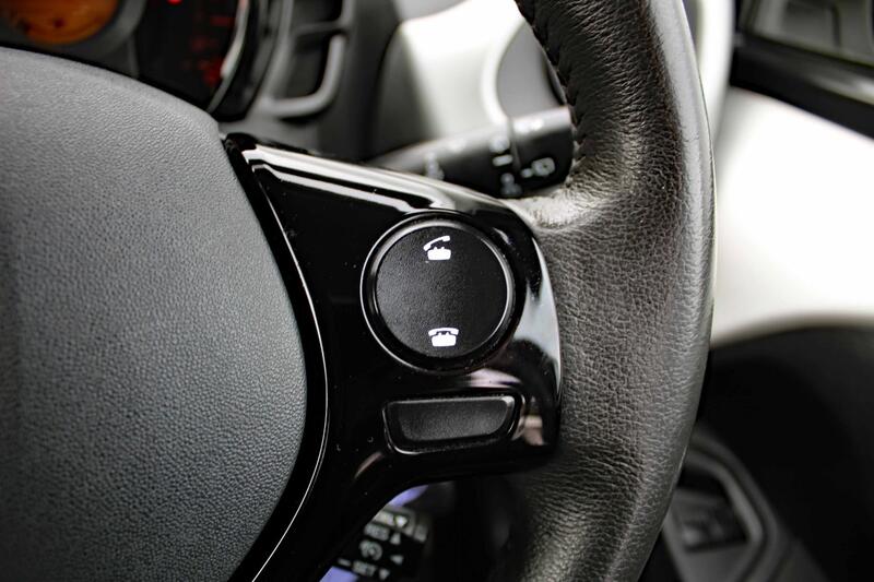 CITROEN C1 1.0 VTi Flair 2014