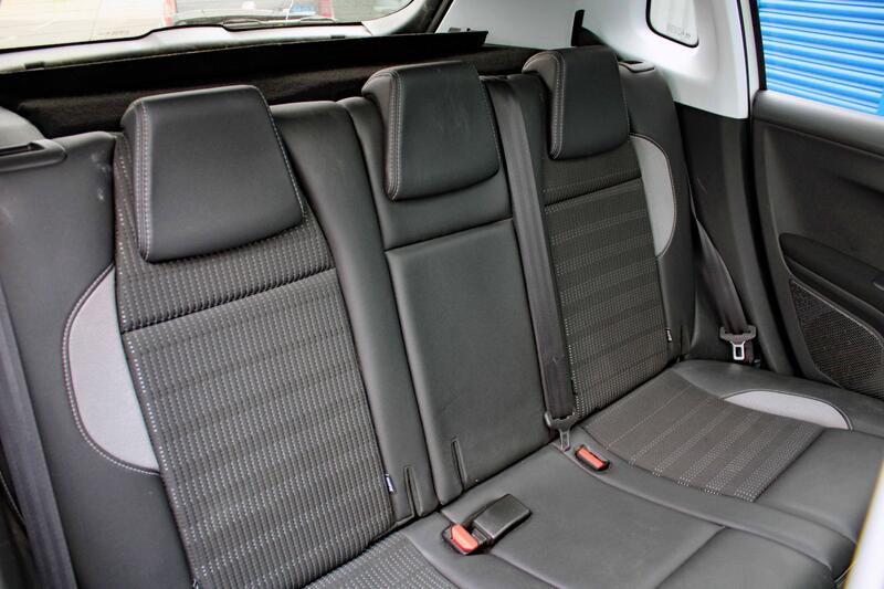 PEUGEOT 2008 1.6 e-HDi Allure 2014