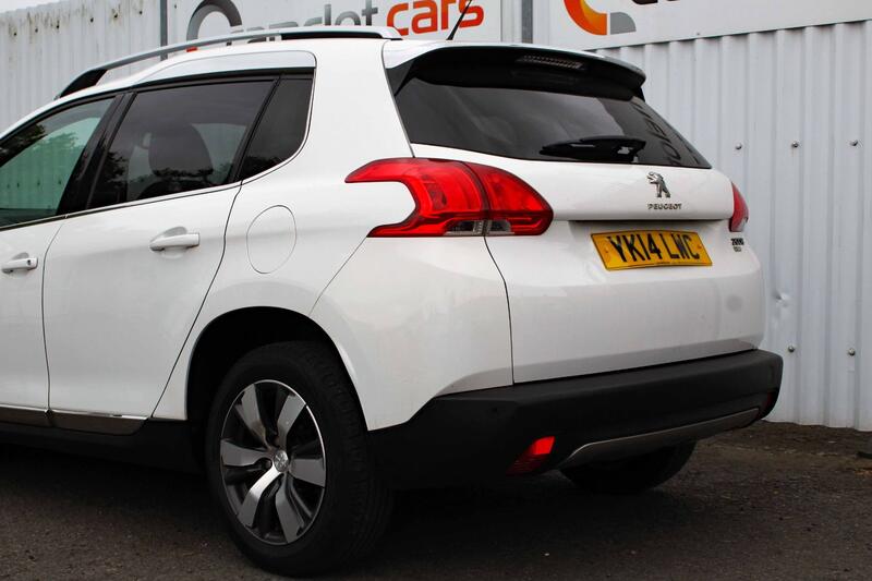 PEUGEOT 2008 1.6 e-HDi Allure 2014