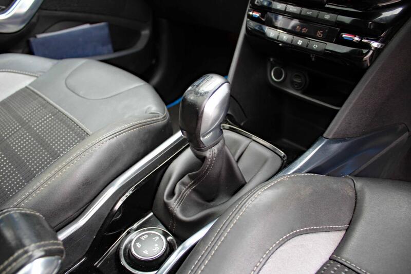 PEUGEOT 2008 1.6 e-HDi Allure 2014