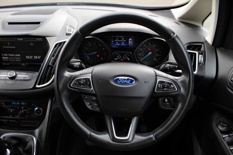 FORD GRAND C-MAX 1.0 T EcoBoost Titanium 2016