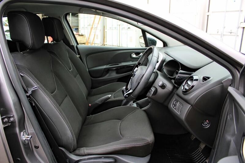 RENAULT CLIO 1.2 Dynamique Nav 1.2 16V 75 2015