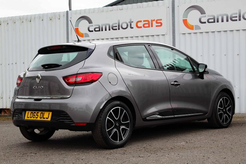 RENAULT CLIO 1.2 Dynamique Nav 1.2 16V 75 2015