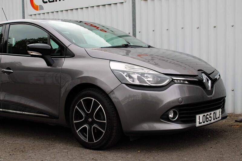 RENAULT CLIO 1.2 Dynamique Nav 1.2 16V 75 2015