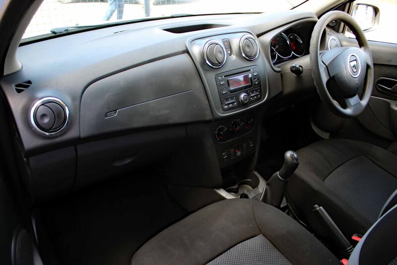 DACIA SANDERO 1.2 Ambiance 1.2 16V 75 2015