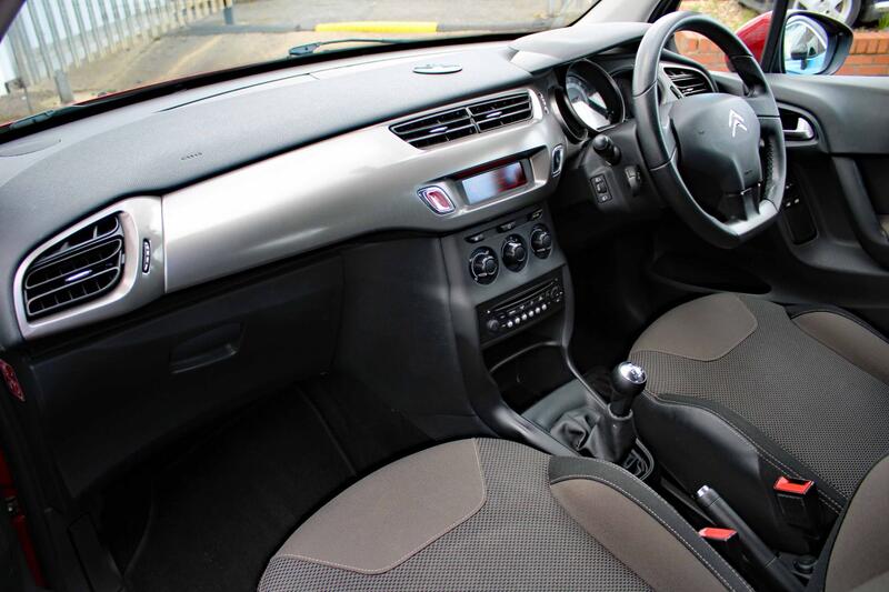 CITROEN C3 1.2 VTi VTR+ 2014
