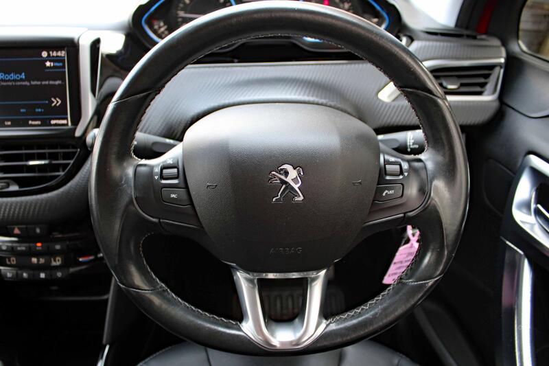 PEUGEOT 2008 1.2 PureTech GPF Allure 2018