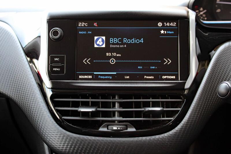 PEUGEOT 2008 1.2 PureTech GPF Allure 2018