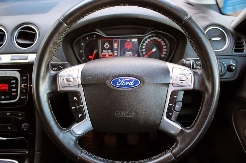 FORD S-MAX 2.0 TDCi Titanium 2013