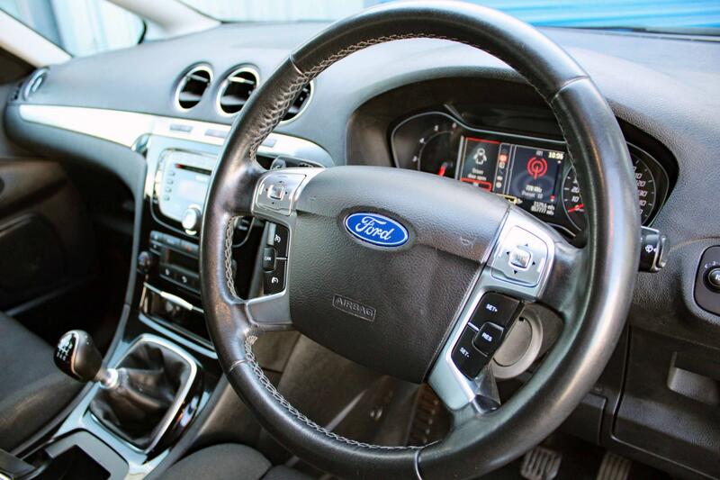 FORD S-MAX 2.0 TDCi Titanium 2013