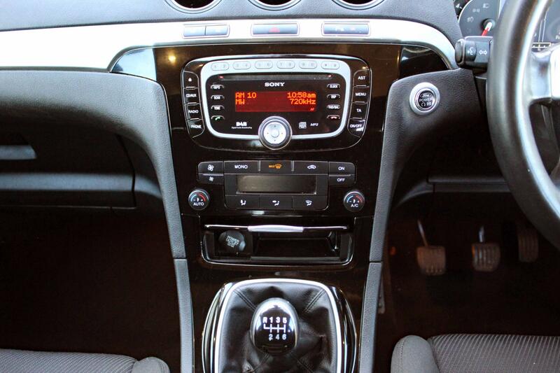 FORD S-MAX 2.0 TDCi Titanium 2013