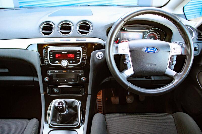 FORD S-MAX 2.0 TDCi Titanium 2013