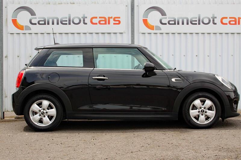 MINI HATCH 1.5 One D 3-Door Hatch 2015