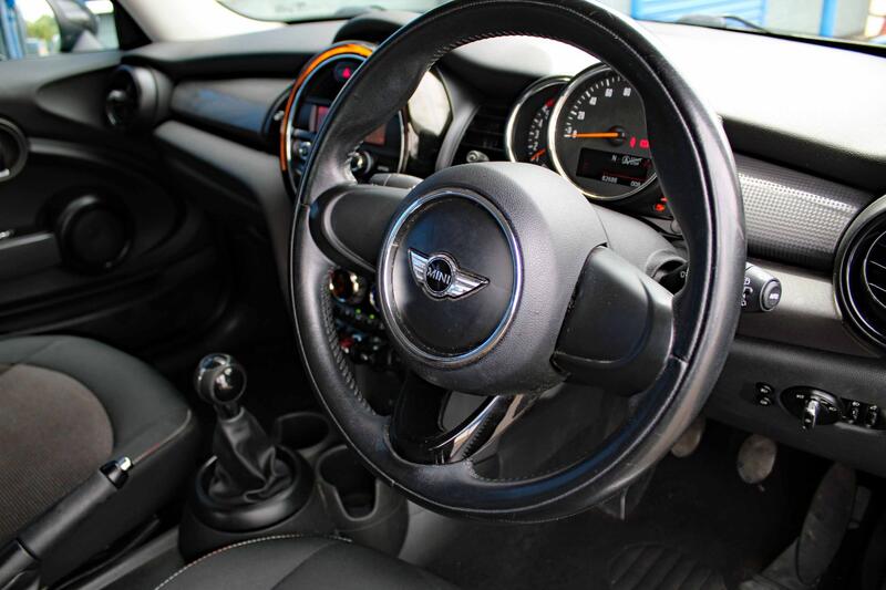 MINI HATCH 1.5 One D 3-Door Hatch 2015