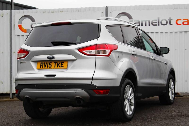 FORD KUGA 1.5 T EcoBoost Titanium 2015
