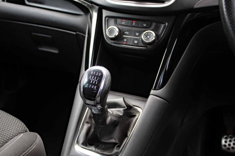 VAUXHALL ZAFIRA TOURER 2.0 CDTi SRi 2015