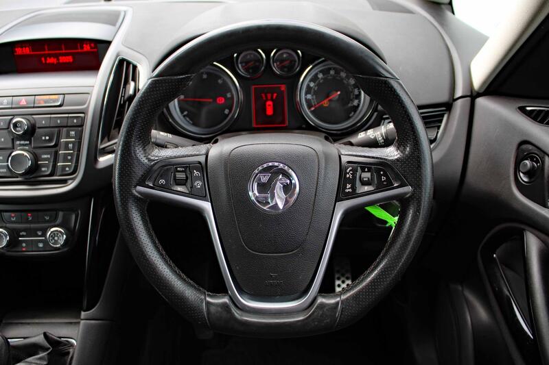 VAUXHALL ZAFIRA TOURER 2.0 CDTi SRi 2015