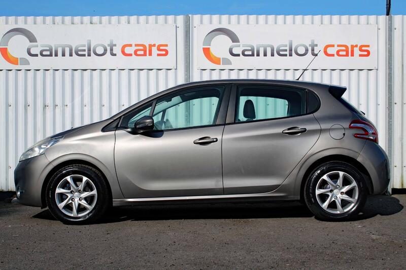PEUGEOT 208 1.4 e-HDi Active 2013