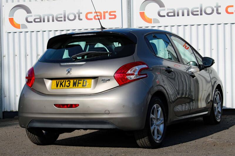 PEUGEOT 208 1.4 e-HDi Active 2013