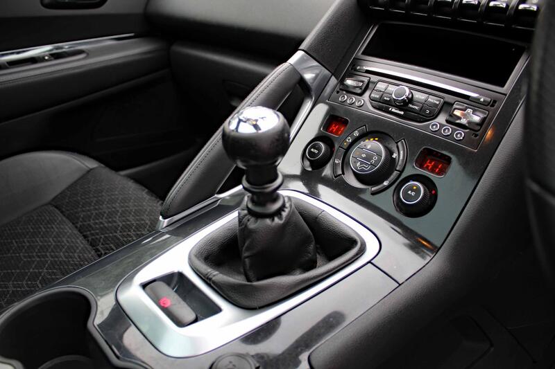 PEUGEOT 3008 1.6 BlueHDi Allure 2016