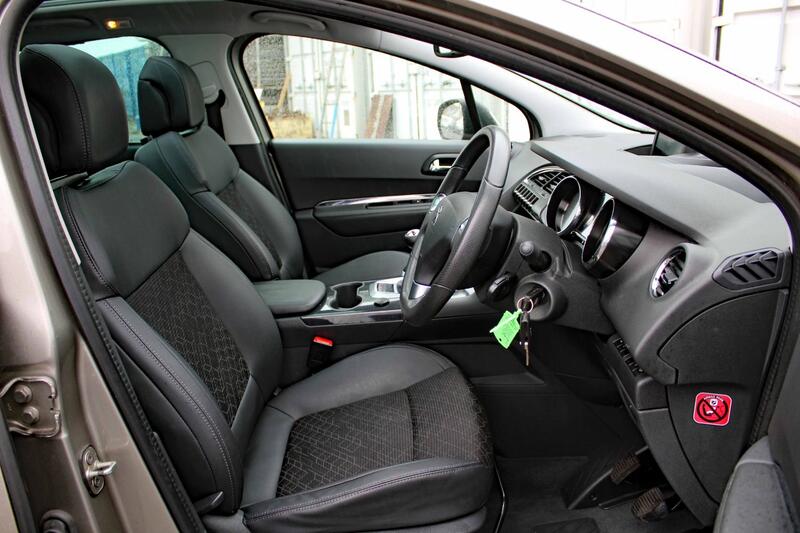 PEUGEOT 3008 1.6 BlueHDi Allure 2016