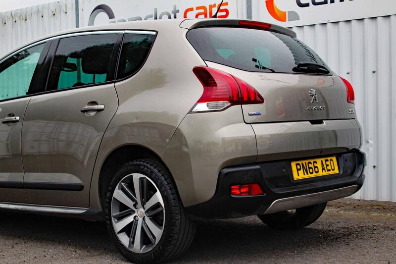 PEUGEOT 3008 1.6 BlueHDi Allure 2016