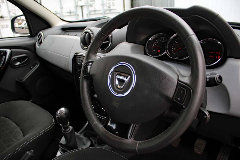 DACIA DUSTER 1.5 Laureate dCi 110 4x2 2015