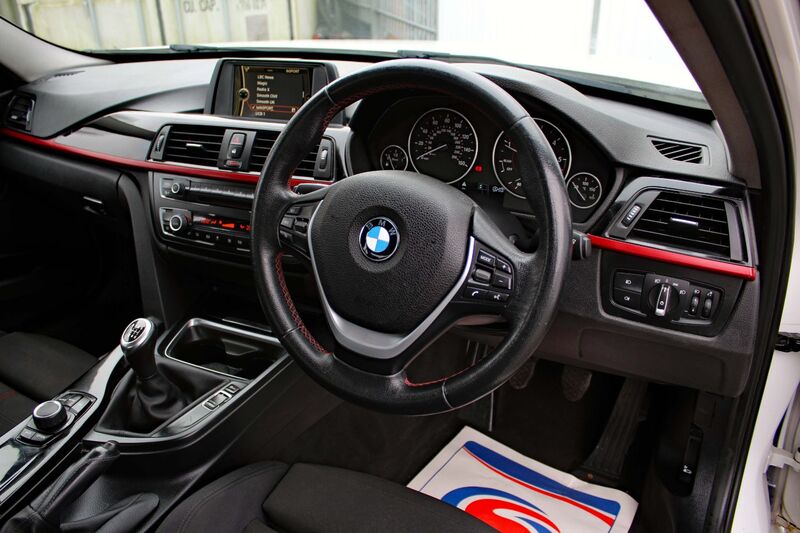 BMW 3 SERIES 318D 2.0 SPORT 2014