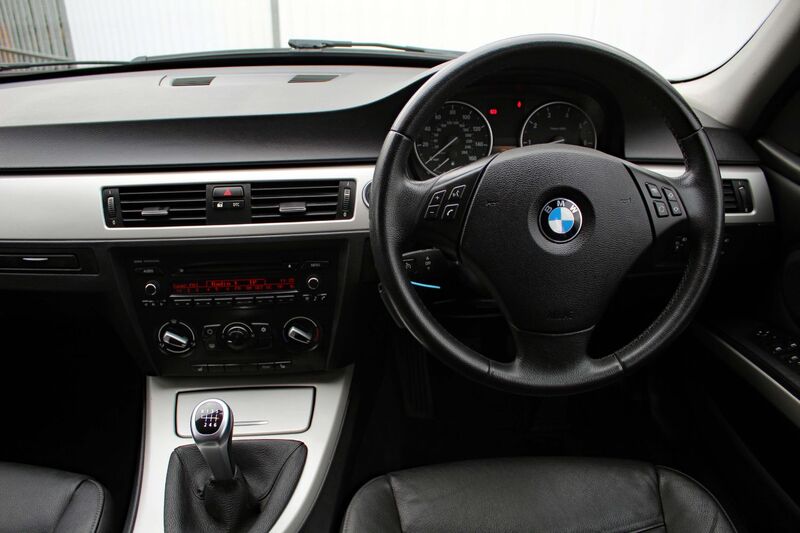 BMW 3 SERIES 2.0 318i ES 2009