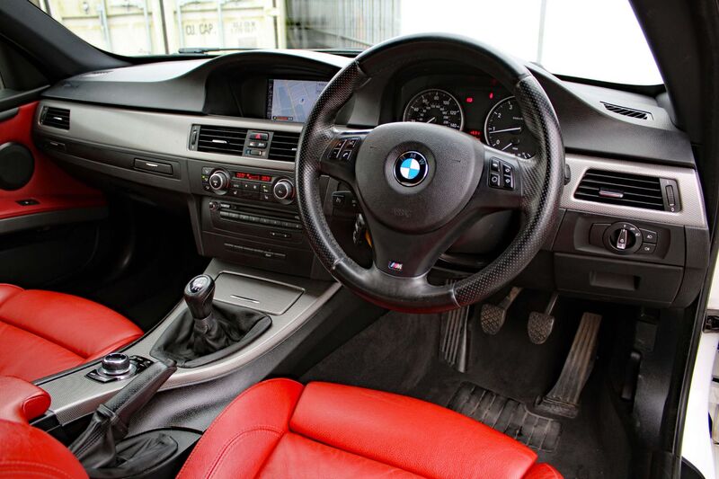 BMW 3 SERIES 2.0 318i SPORT PLUS 2012