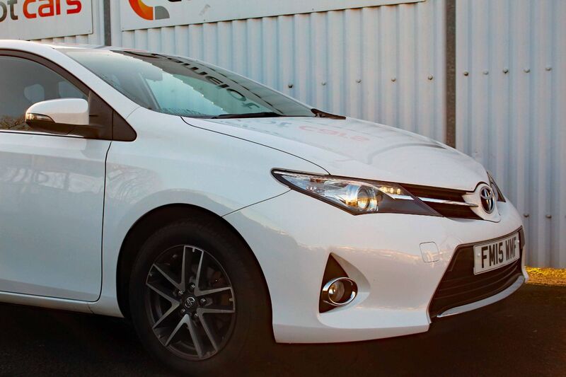 TOYOTA AURIS 1.4 D4-D ICON PLUS 2015