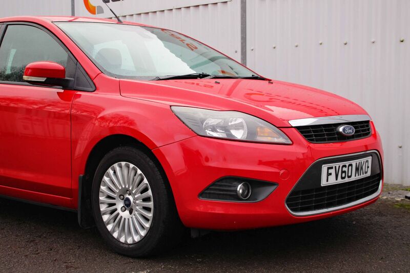 FORD FOCUS 1.6 TITANIUM 2010