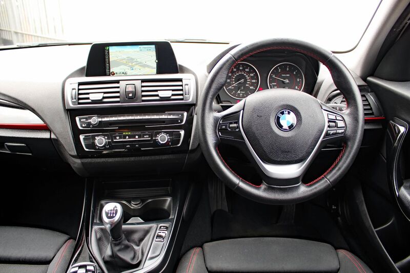BMW 1 SERIES 118D SPORT 2015
