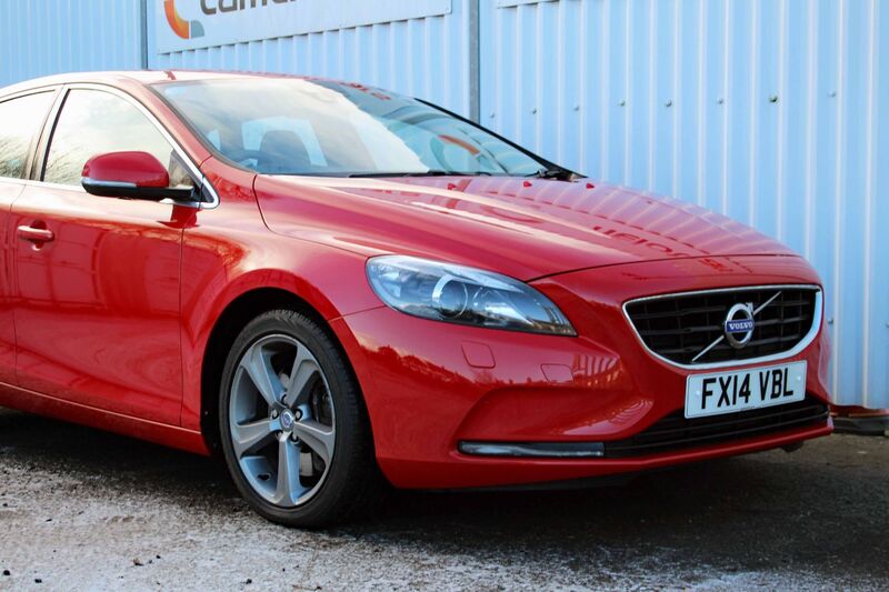 VOLVO V40 2.0 D3 SE LUX NAV 2014