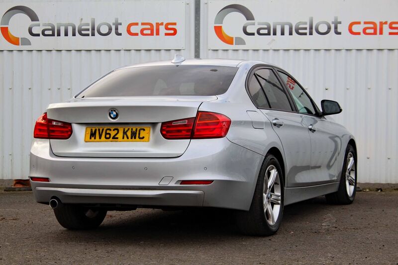 BMW 3 SERIES 2.0 318D SE 2012