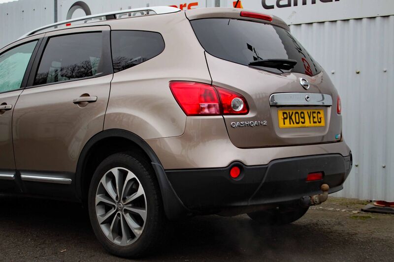 NISSAN QASHQAI+2 2.0 TEKNA 4WD 2009