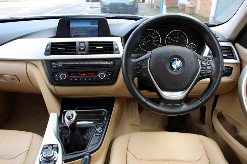 BMW 3 SERIES 2.0 320D BUSINESS 2014