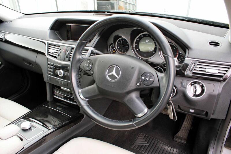 MERCEDES-BENZ E CLASS 3.0 CDI AVANTGARDE 2010