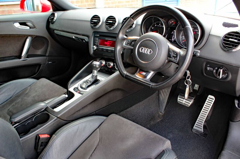 AUDI TT 2.0 TFSI S LINE QUATTRO 2011