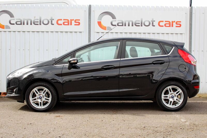 FORD FIESTA 1.25 ZETEC 2013