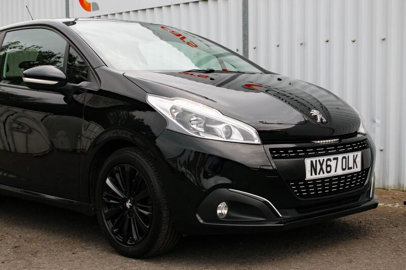 PEUGEOT 208 1.2 BLACK EDITION 2017