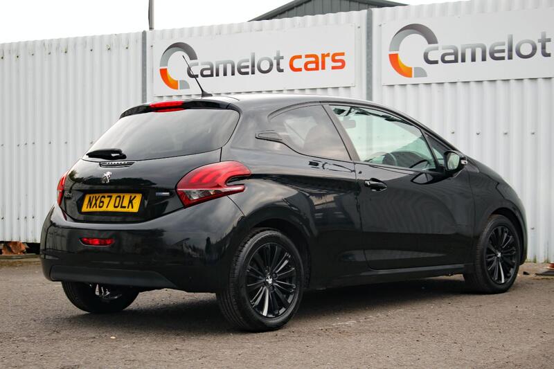 PEUGEOT 208 1.2 BLACK EDITION 2017
