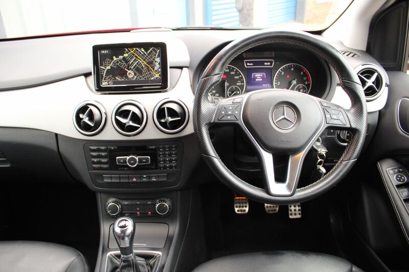 MERCEDES-BENZ B CLASS 1.8 B200 SPORT CDI 2014