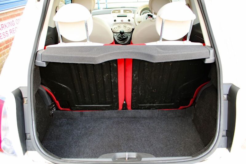 FIAT 500 0.9 LOUNGE 2011