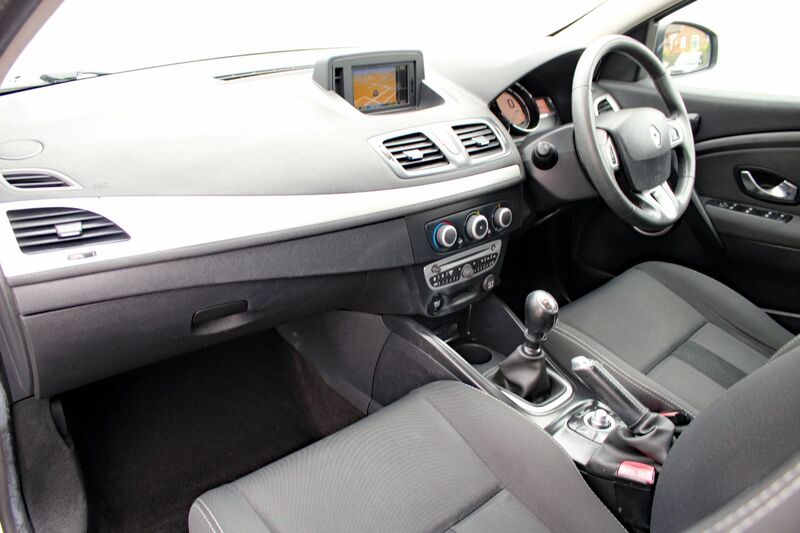 RENAULT MEGANE 1.9 DCI DYNAMIQUE TOMTOM 2011