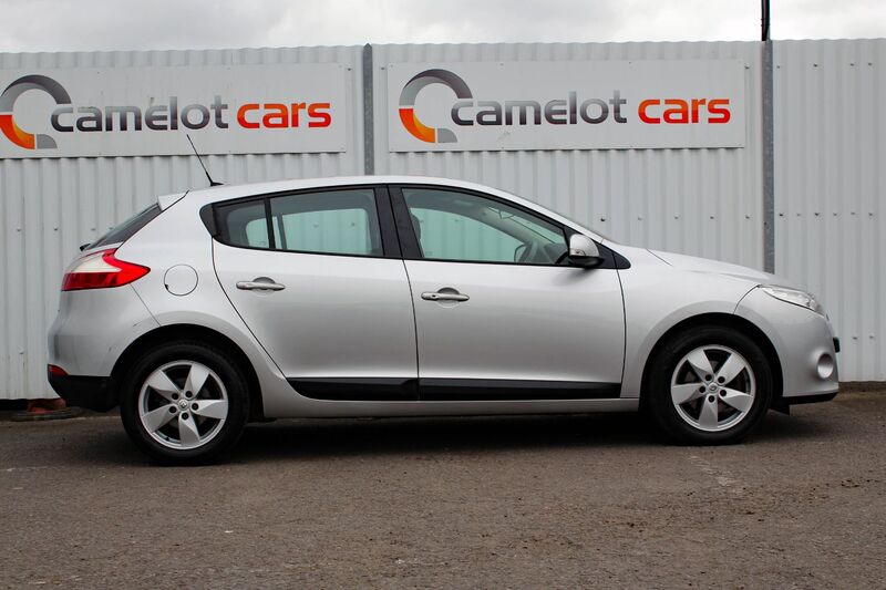 RENAULT MEGANE 1.9 DCI DYNAMIQUE TOMTOM 2011