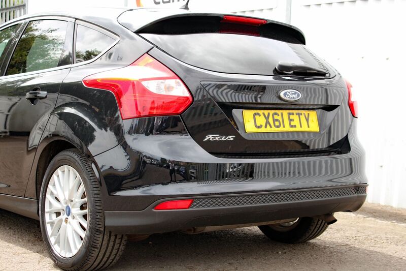 FORD FOCUS 1.6 ZETEC 2011